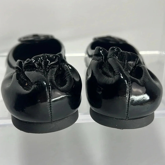 Tory Burch Reva Patent Leather Black Ballet Flats  Applique Logo Round Toe Sz 4 - Picture 9 of 14